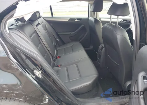 2016 Volkswagen Jetta 1.4T Se из США, поврежденный, VIN 3VWD67AJ1GM329682